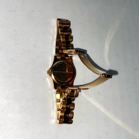 Holiday Sale🚨Authentic Marc Jacob’s watch - Picture 5 of 5